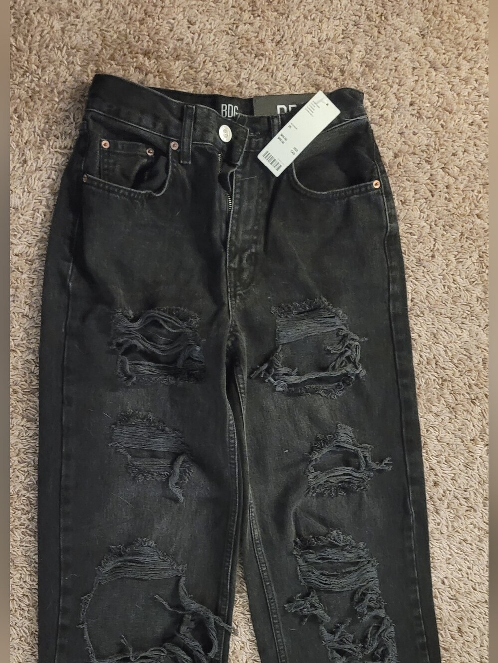 BDG Black Baggy Ripped Jeans NWT - Picture 3 of 5